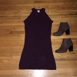 Sleeveless knit dress